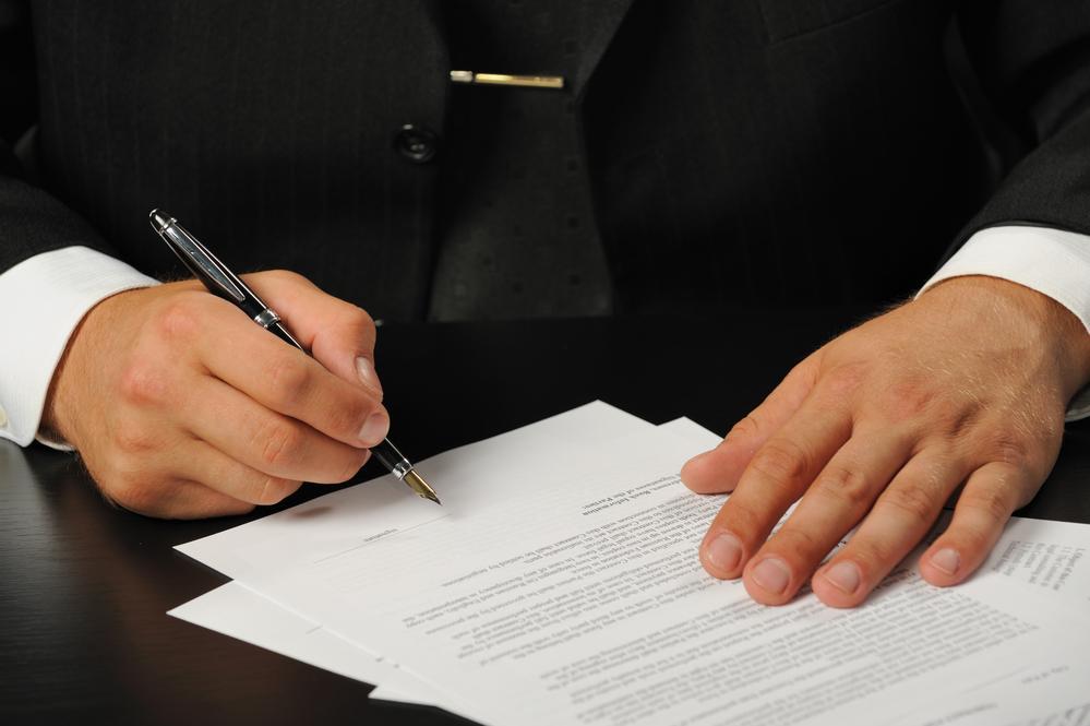 Análise do Direito Empresarial: Conceitos Jurídicos de Sociedade, Administrador, Empresário e Empresa.