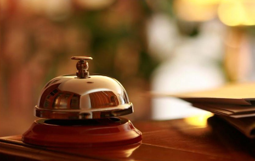 Site deve cancelar reserva de hotel e estornar valor sem multa, decide juiz