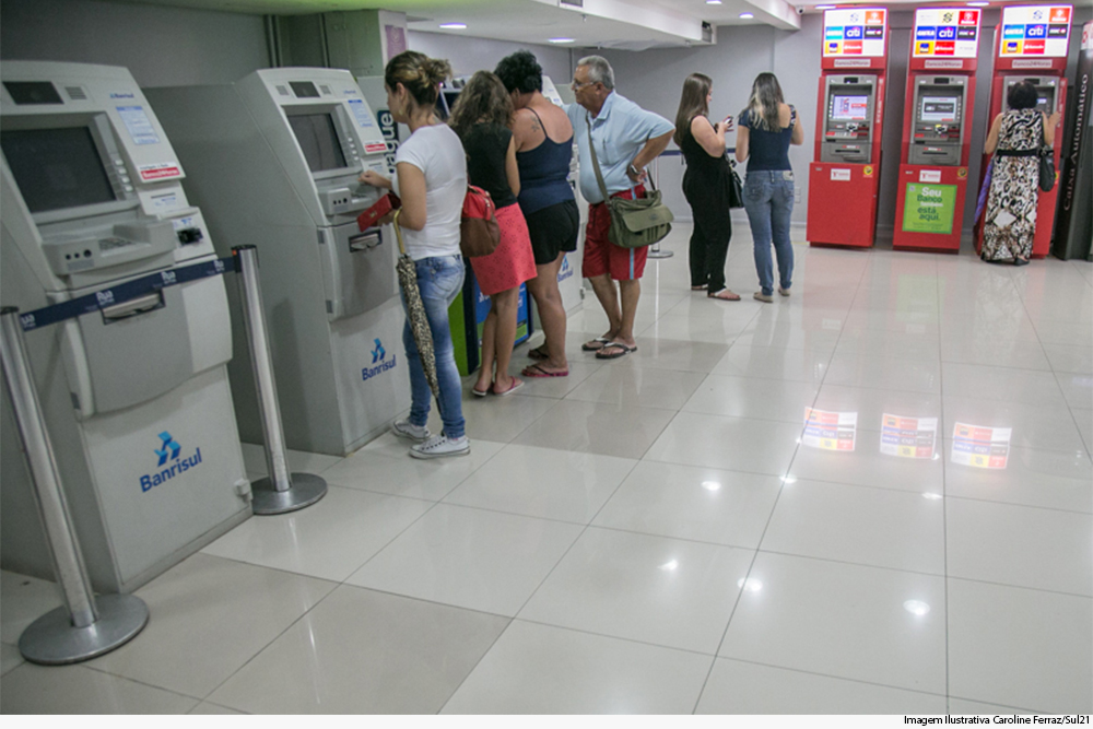 Banco deve indenizar por depositar abono em conta inexistente